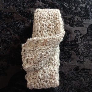 Artisan Hand Knitted Boutique Scarf Wool Blend